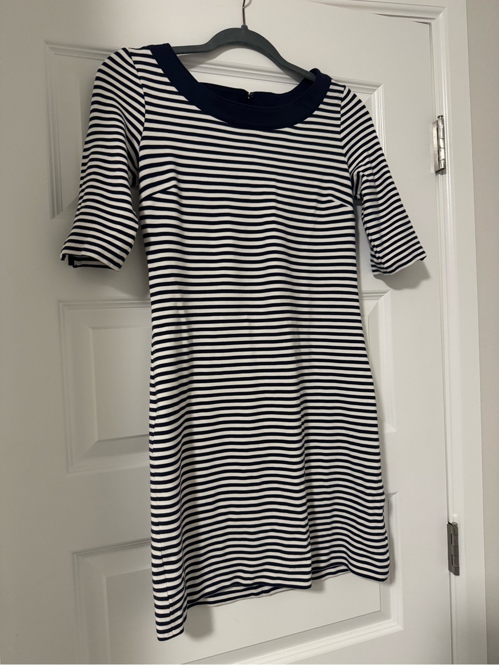 Banana Republic NWOT Striped Navy and White Women’s Dress with Arm Slit Detail